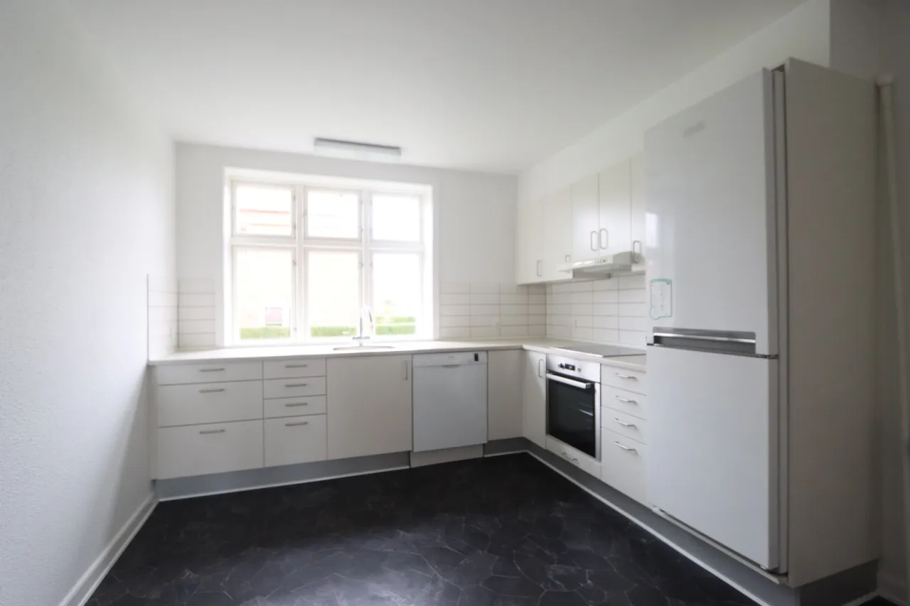 Lejebolig, Carl Lunds Vej 36, st. 5000 Odense C, billede 1 af 9