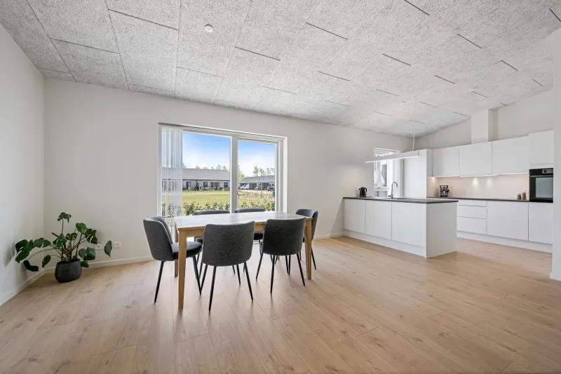 Rækkehus, Mariehønen 36, billede 1 af 13