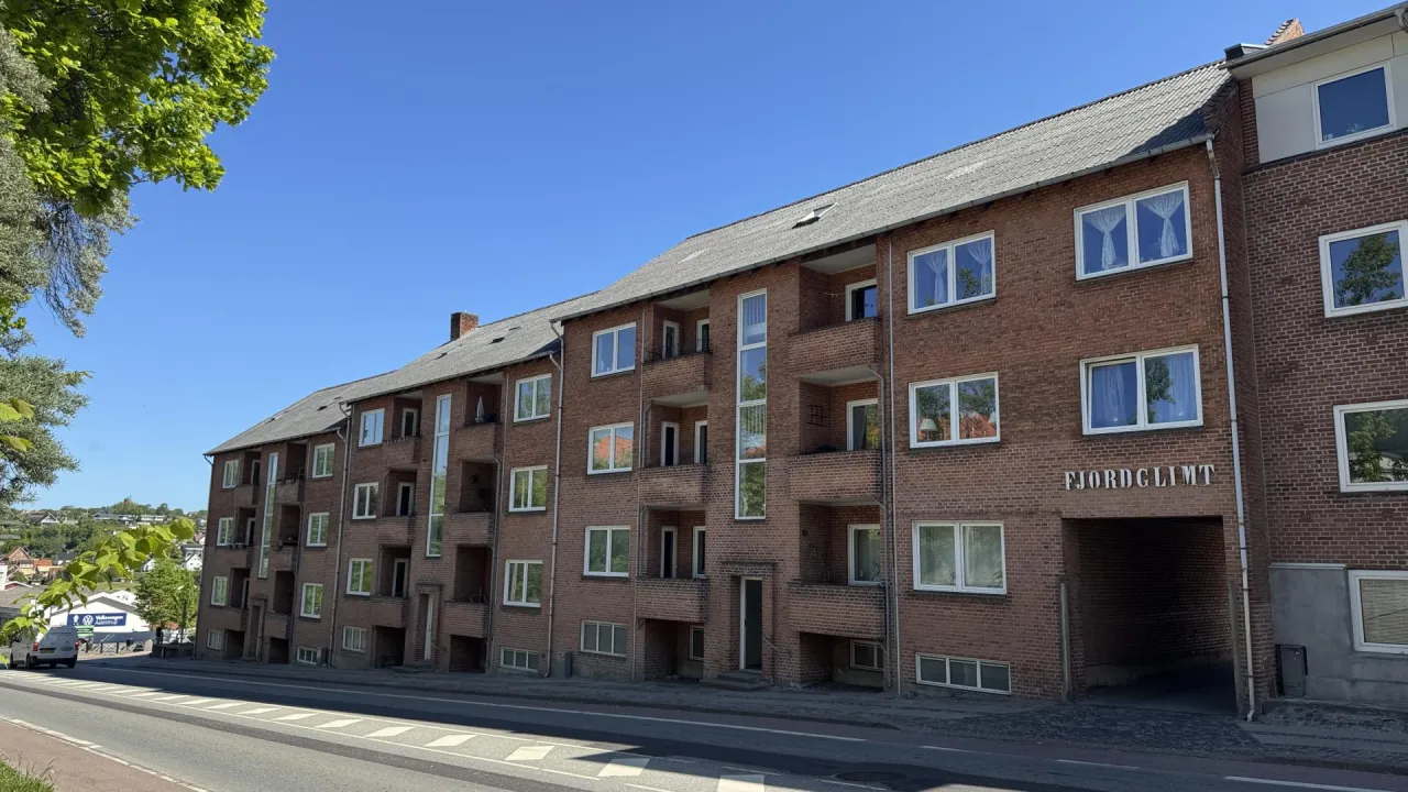 Lejebolig, Brogade 63 a, 2.th. 9500 Hobro, billede 1 af 5