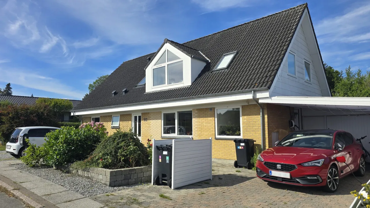 Hus, Rosendalvej 92, billede 1 af 24