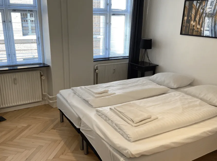 Lejlighed, Tyrolsgade, billede 3 af 7