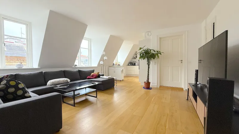 Lejlighed, Købmagergade, billede 1 af 8