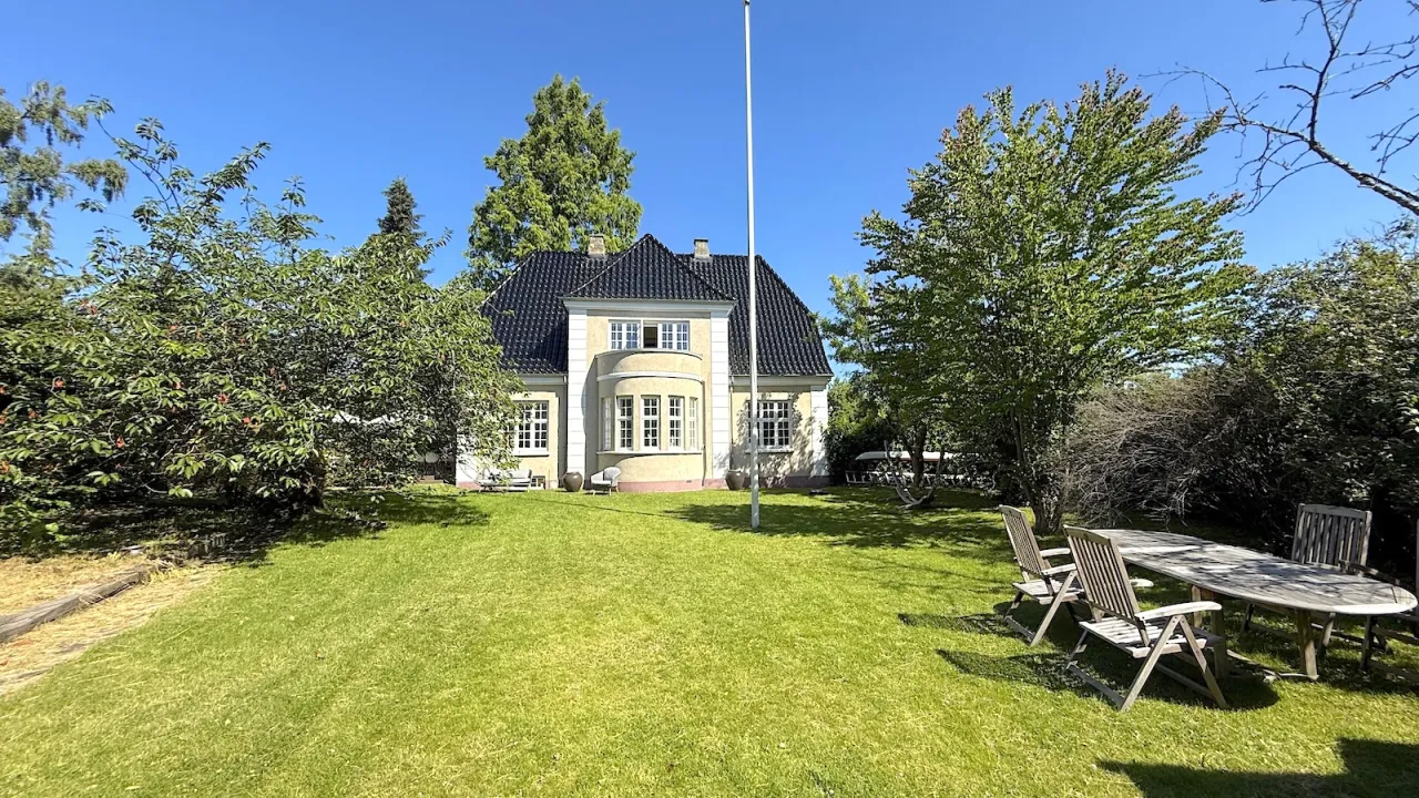 Lejlighed, Slotsvej, billede 1 af 24